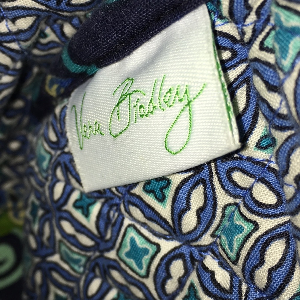 Vera Bradley Crossbody Purse - Picture 4 of 8
